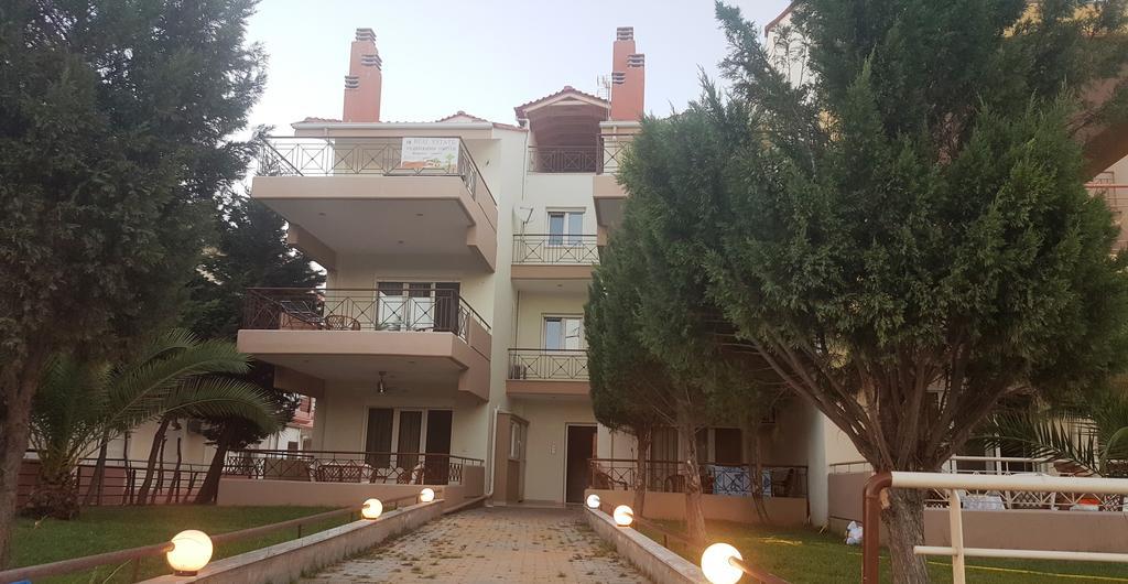 Keramoti Luxury Apartments Экстерьер фото